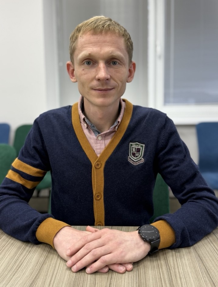 Дмитрий Викторович