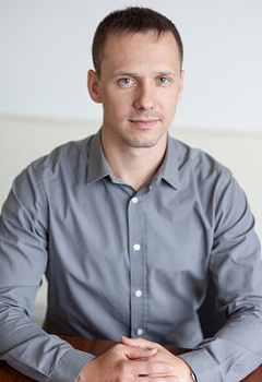 Александр Владимирович