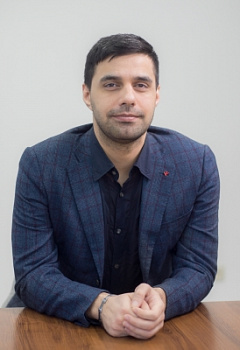 Реназ Фарзанда