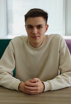 Ярослав Юрьевич